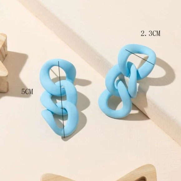 2/$28 Jewelry - Applies to all jewelry - Bundle any two pieces of your choice! - Picture 4 of 4